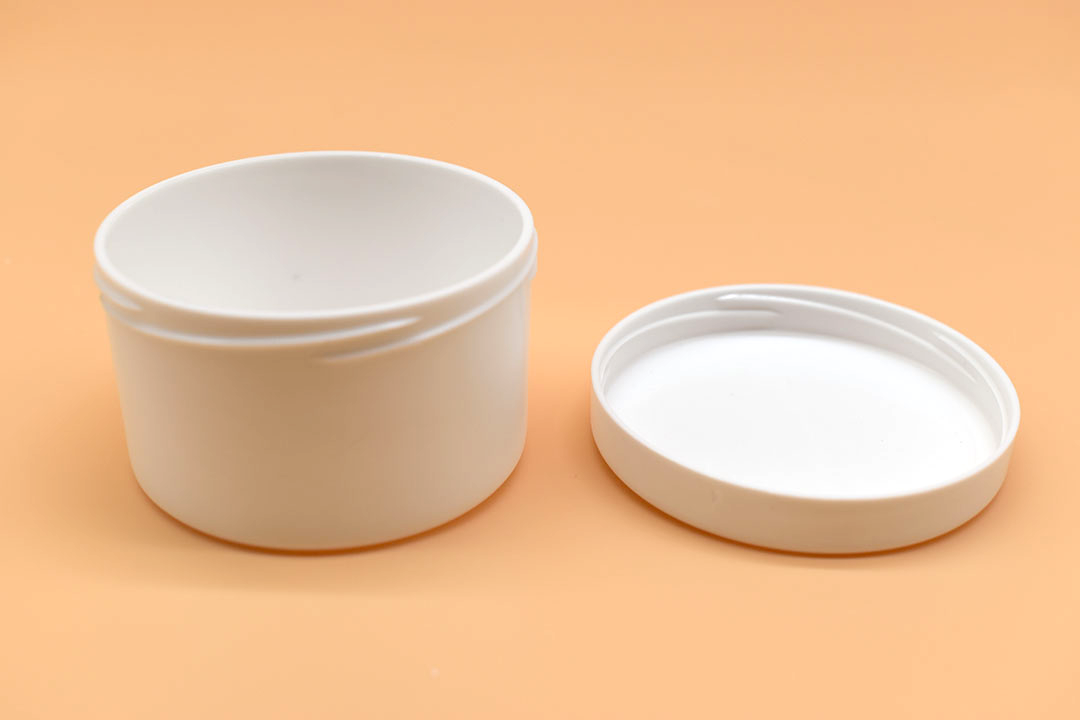 Cutie 50 ml cu capac